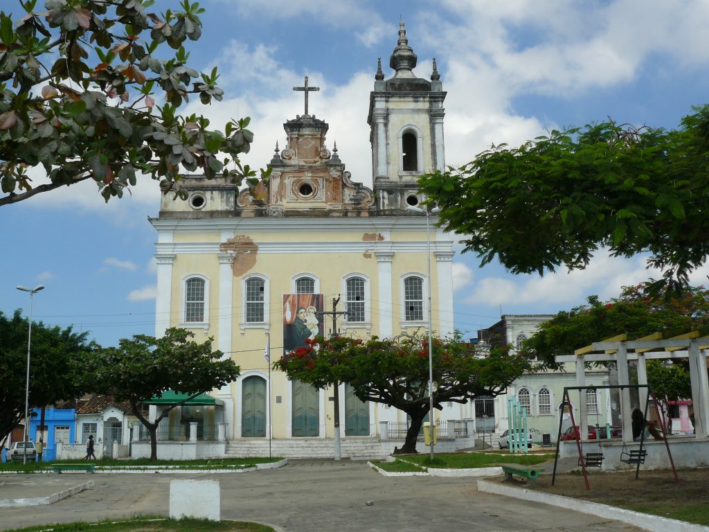 L'église des carmes à l’extrémité du Pelourinho.